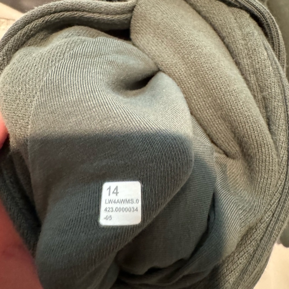 Lululemon scuba - Picture 3 of 10